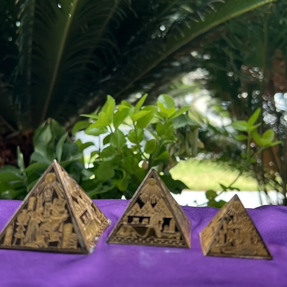 COPY - Vintage 3 Small Egyptian Etched Brass Pyramids_9